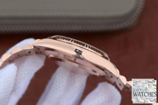 ROLEX DAY DATE BROWN DIAL 18K ROSE GOLD 40MM SWISS REPLICA 228235.9 - view 8