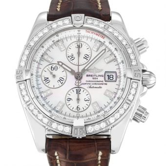 Breitling Navitimer World A24322 - gallery