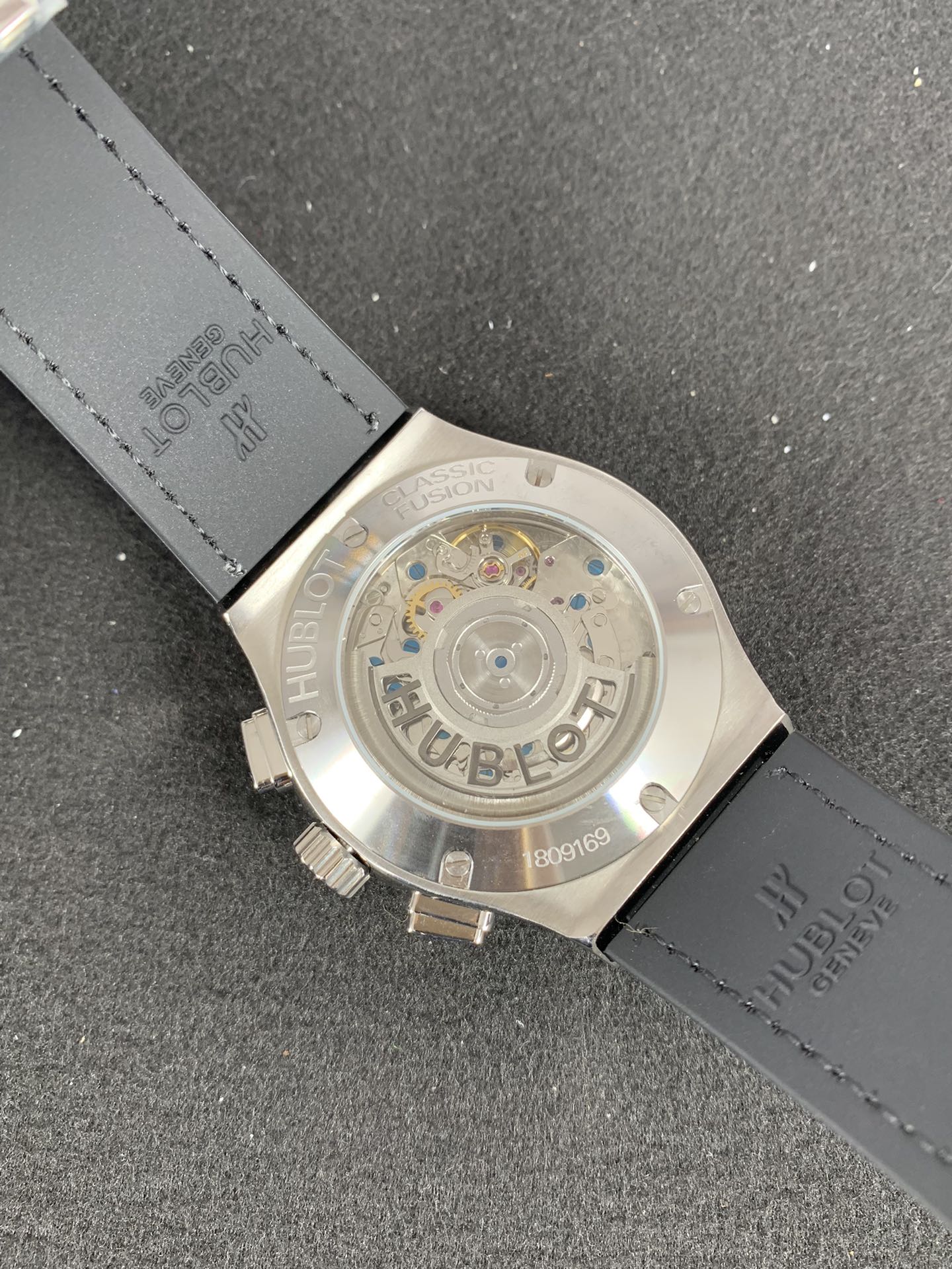 Hublot Classic Fusion Aerofusion Titanium 525.NX.0170.LR - gallery